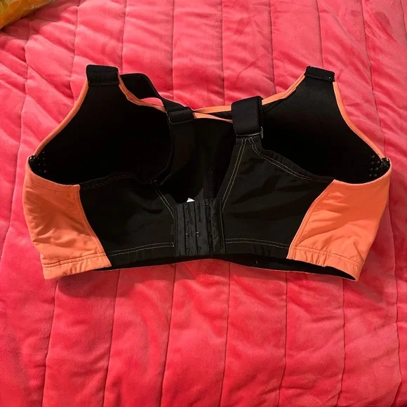 Livi Active Molded No Wire Peach Sports Bra Size 40F - Picture 7 of 8